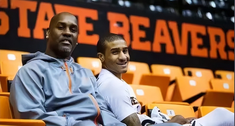 段显然更胜 段显然更胜